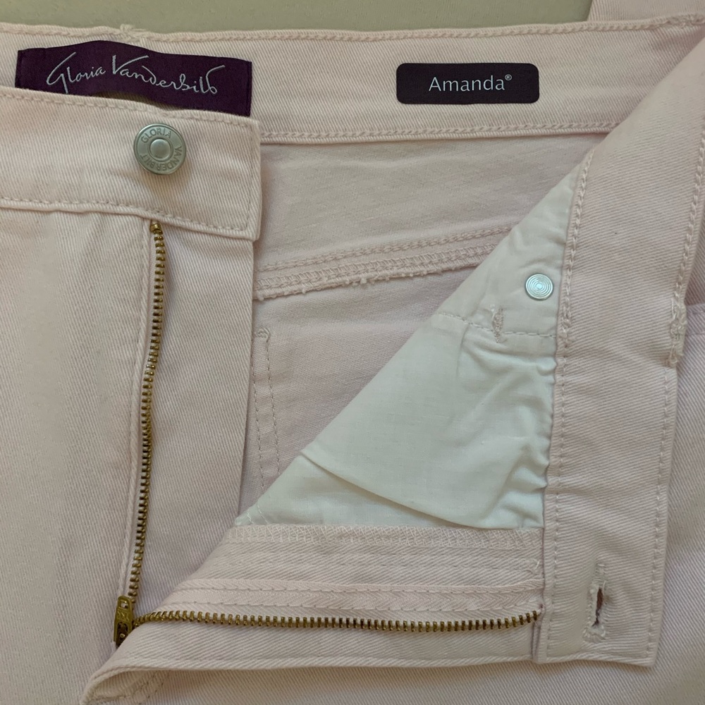 Gloria Vanderbilt Classic High Rise Tapered Leg - Picture 10 of 16